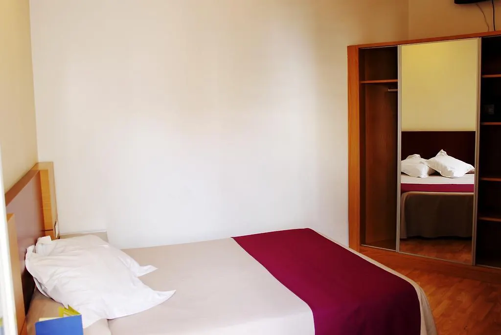Hotel Amic Colon Palma de Mallorca 3*,  İspanya